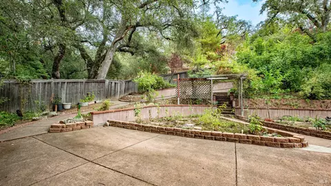 Exterior - 113 Heidi Ln, Cloverdale, CA 95425 photo 21 of 29