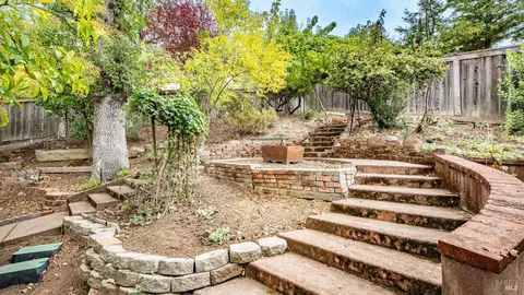 Exterior - 113 Heidi Ln, Cloverdale, CA 95425 photo 16 of 29