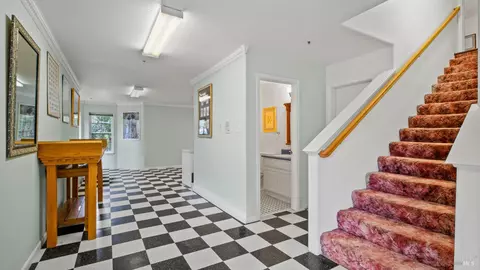 Entry Way - 113 Heidi Ln, Cloverdale, CA 95425 photo 6 of 6