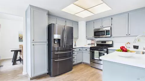 Kitchen - 6424 Apollo Pl, Windsor, CA 95492 photo 1 of 5