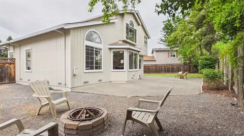 Exterior - 6424 Apollo Pl, Windsor, CA 95492 photo 3 of 4