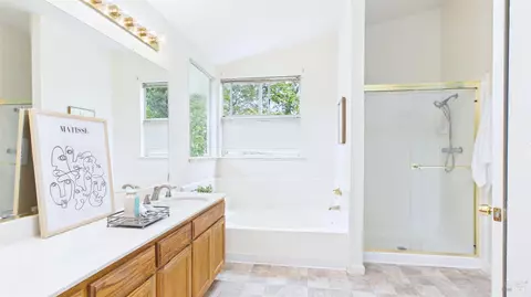 Bath - 6424 Apollo Pl, Windsor, CA 95492 photo 3 of 6