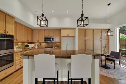 Kitchen - 621 Renaissance Ave, Fairfield, CA 94534 photo 2 of 7