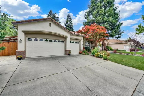 Exterior - 621 Renaissance Ave, Fairfield, CA 94534 photo 18 of 19