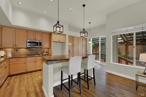 Kitchen - 621 Renaissance Ave, Fairfield, CA 94534 photo 1 of 7