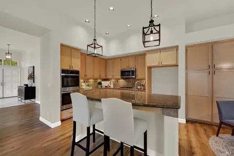 Kitchen - 621 Renaissance Ave, Fairfield, CA 94534 photo 3 of 7