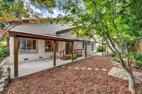 Exterior - 621 Renaissance Ave, Fairfield, CA 94534 photo 6 of 19