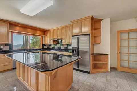 Kitchen - 440 Cold Springs Rd, Angwin, CA 94508 photo 3 of 6
