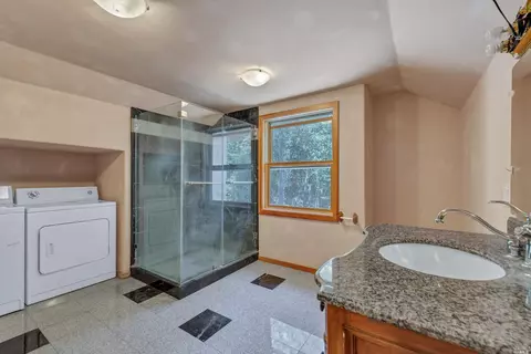 Bath - 440 Cold Springs Rd, Angwin, CA 94508 photo 5 of 5