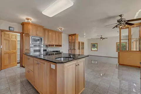 Kitchen - 440 Cold Springs Rd, Angwin, CA 94508 photo 5 of 6