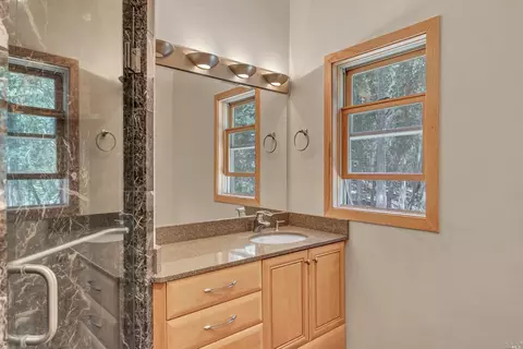 Bath - 440 Cold Springs Rd, Angwin, CA 94508 photo 3 of 5