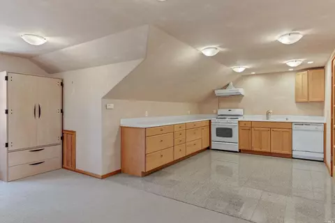 Kitchen - 440 Cold Springs Rd, Angwin, CA 94508 photo 6 of 6