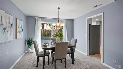 Dining - 2920 Willow Ct, Fairfield, CA 94533 photo 1 of 2
