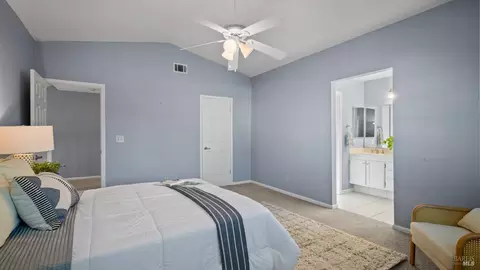 Bedroom - 2920 Willow Ct, Fairfield, CA 94533 photo 3 of 4