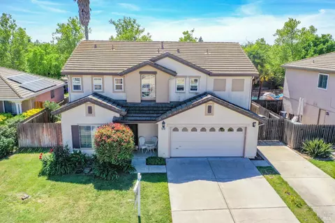 640 Ferguson Ct, Dixon, CA 95620