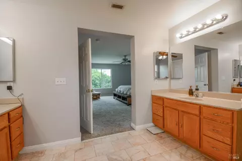 Entry Way - 640 Ferguson Ct, Dixon, CA 95620 photo 2 of 4