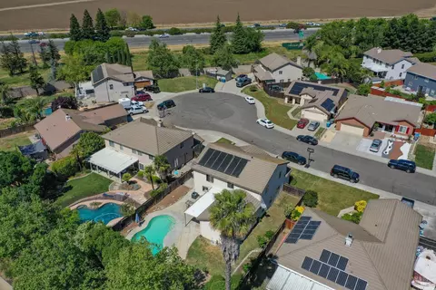 View/Area - 640 Ferguson Ct, Dixon, CA 95620 photo 2 of 4
