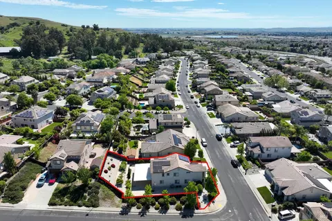 View/Area - 3871 Danbury Way, Fairfield, CA 94533 photo 7 of 21