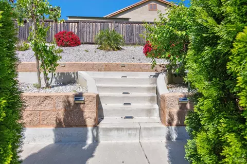 Exterior - 3871 Danbury Way, Fairfield, CA 94533 photo 13 of 22
