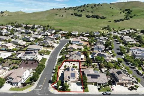 View/Area - 3871 Danbury Way, Fairfield, CA 94533 photo 3 of 21