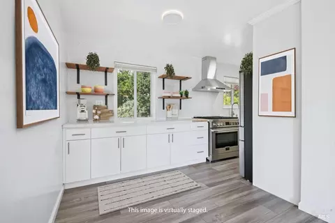 Kitchen - 16 Dutton Ct, Sausalito, CA 94965 photo 1 of 2