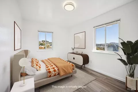 Bedroom - 16 Dutton Ct, Sausalito, CA 94965 photo 5 of 8