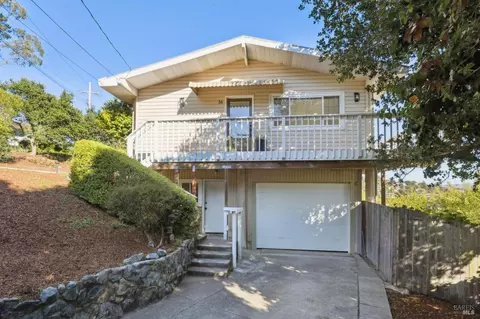 Exterior - 16 Dutton Ct, Sausalito, CA 94965 photo 4 of 6
