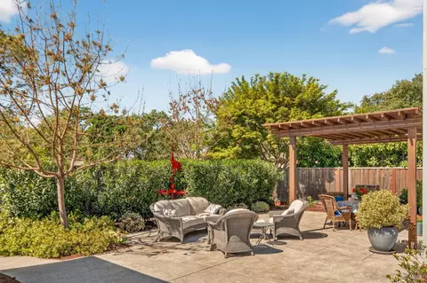 Exterior - 1193 Pearce Dr E, Sonoma, CA 95476 photo 15 of 28