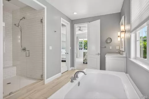 Bath - 1193 Pearce Dr E, Sonoma, CA 95476 photo 6 of 10