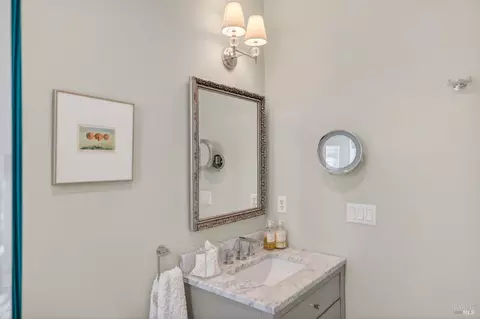 Bath - 1193 Pearce Dr E, Sonoma, CA 95476 photo 8 of 10