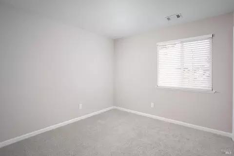 Bedroom - 1620 Austin Dr, Dixon, CA 95620 photo 4 of 4