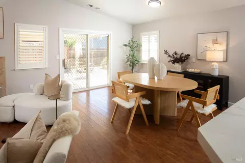 Dining - 1620 Austin Dr, Dixon, CA 95620 photo 2 of 4