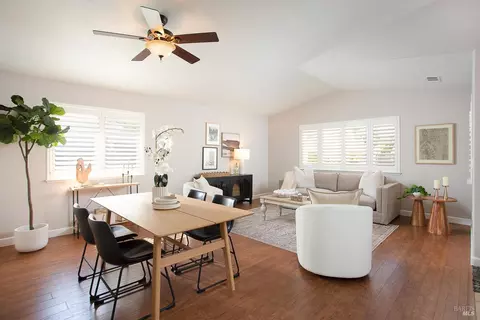 Dining - 1620 Austin Dr, Dixon, CA 95620 photo 1 of 4