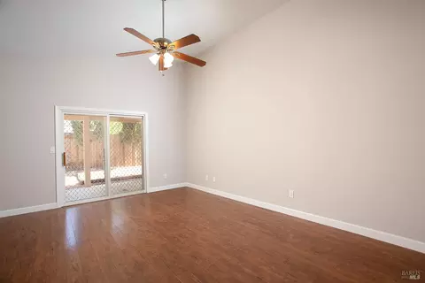 Living - 1620 Austin Dr, Dixon, CA 95620 photo 5 of 5