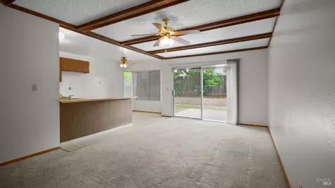 Living - 2974 Juniper St, Fairfield, CA 94533 photo 5 of 7