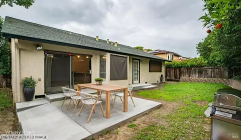 Exterior - 2974 Juniper St, Fairfield, CA 94533 photo 3 of 11