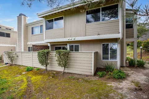 Exterior - 211 Apollo #5, Hercules, CA 94547 photo 3 of 3