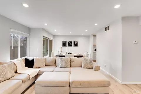 Living - 211 Apollo #5, Hercules, CA 94547 photo 2 of 2