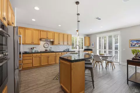 Kitchen - 925 Pinot Noir Way, Windsor, CA 95492 photo 1 of 3