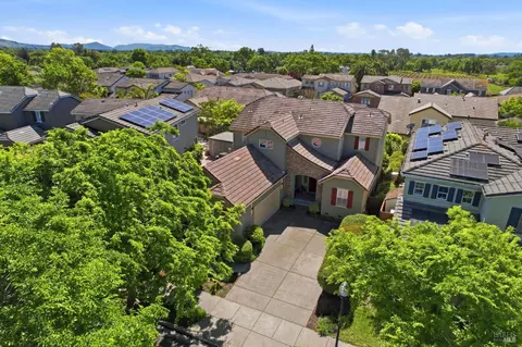 View/Area - 925 Pinot Noir Way, Windsor, CA 95492 photo 1 of 7