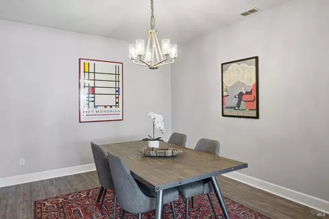 Dining - 925 Pinot Noir Way, Windsor, CA 95492 photo 3 of 3