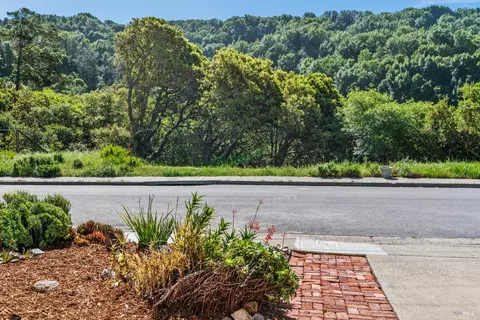 Exterior - 66 Sonora Way, Corte Madera, CA 94925 photo 8 of 15