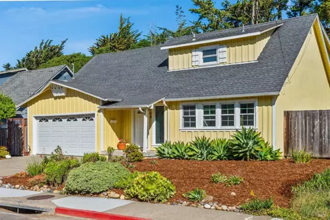 Exterior - 66 Sonora Way, Corte Madera, CA 94925 photo 5 of 15