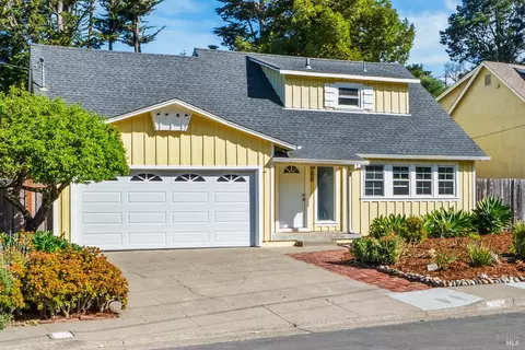 Exterior - 66 Sonora Way, Corte Madera, CA 94925 photo 7 of 15