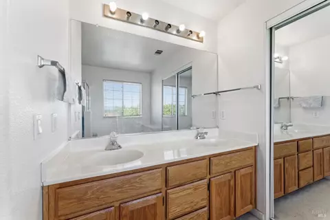 2263 Garnet Dr, Vallejo, CA 94591 photo 34