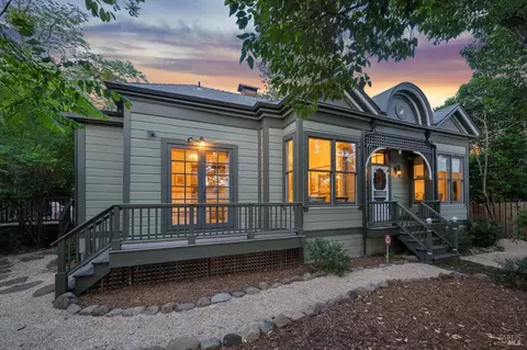 350 Linden St, Sonoma, CA 95476