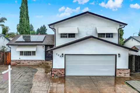 308 Plantation Way, Vacaville, CA 95687