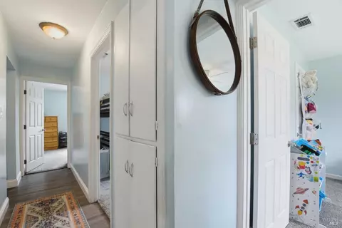 Entry Way - 913 5th St, Fairfield, CA 94533 photo 4 of 5