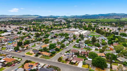 View/Area - 913 5th St, Fairfield, CA 94533 photo 8 of 11