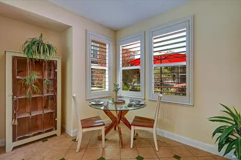 Dining - 1139 Azuar Ave, Vallejo, CA 94592 photo 3 of 3